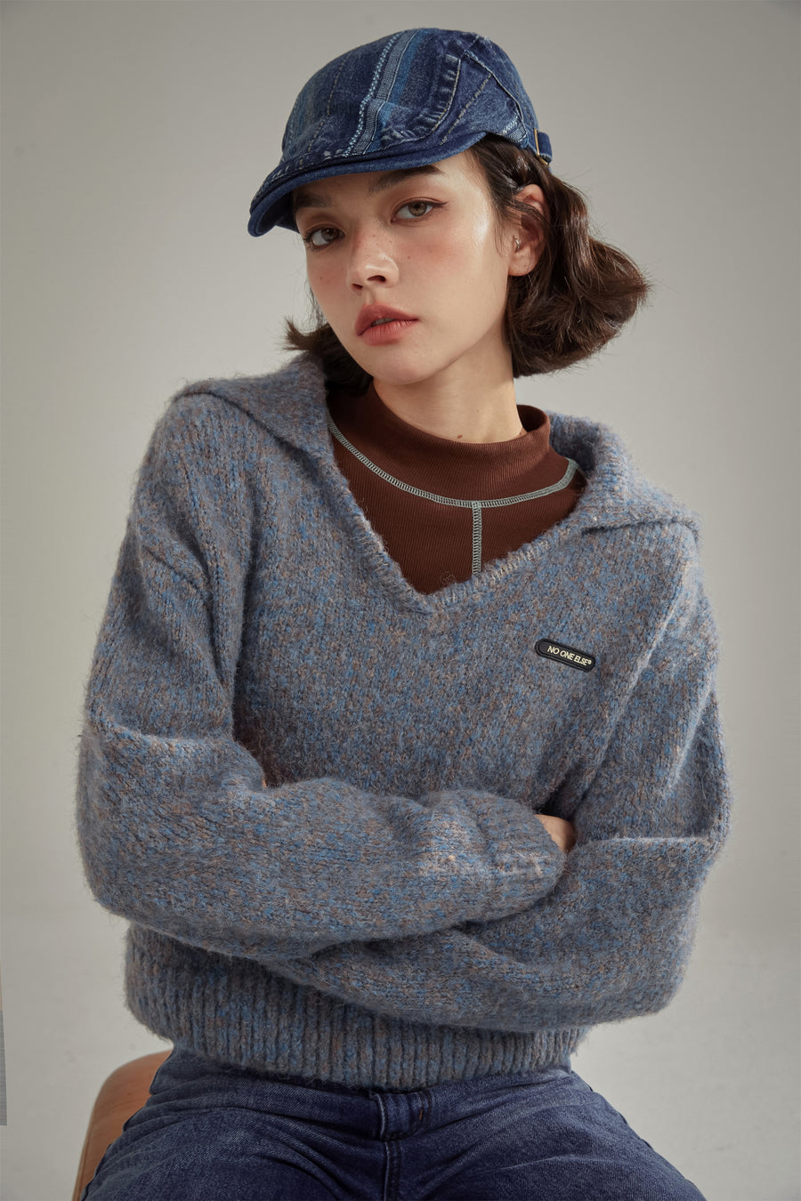 CHUU Open Big Collar Knit Sweater