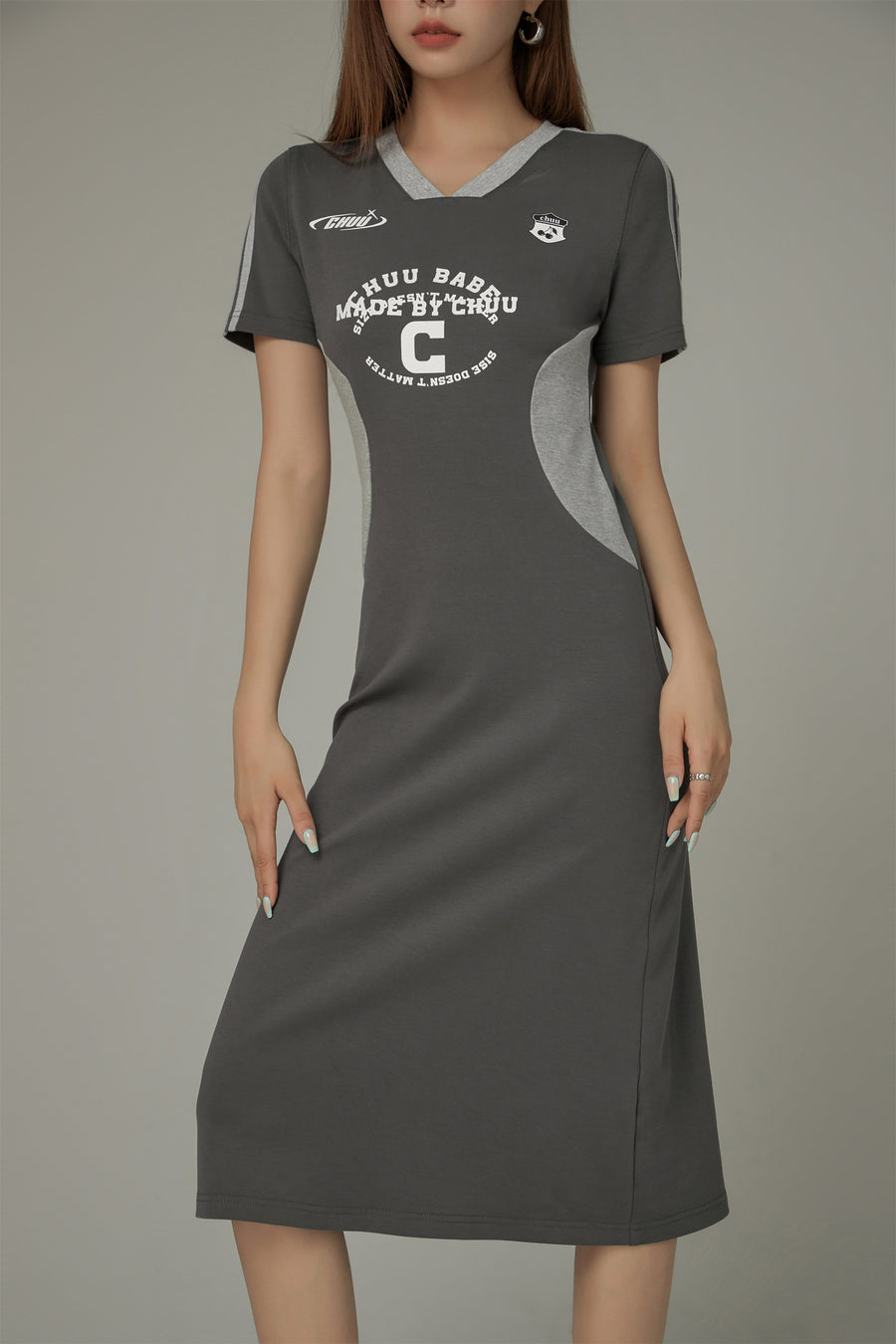 CHUU Color Matching Sporty Long Dress