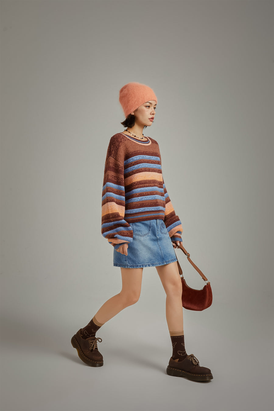 CHUU Logo Striped Loose Fit Knit Sweater