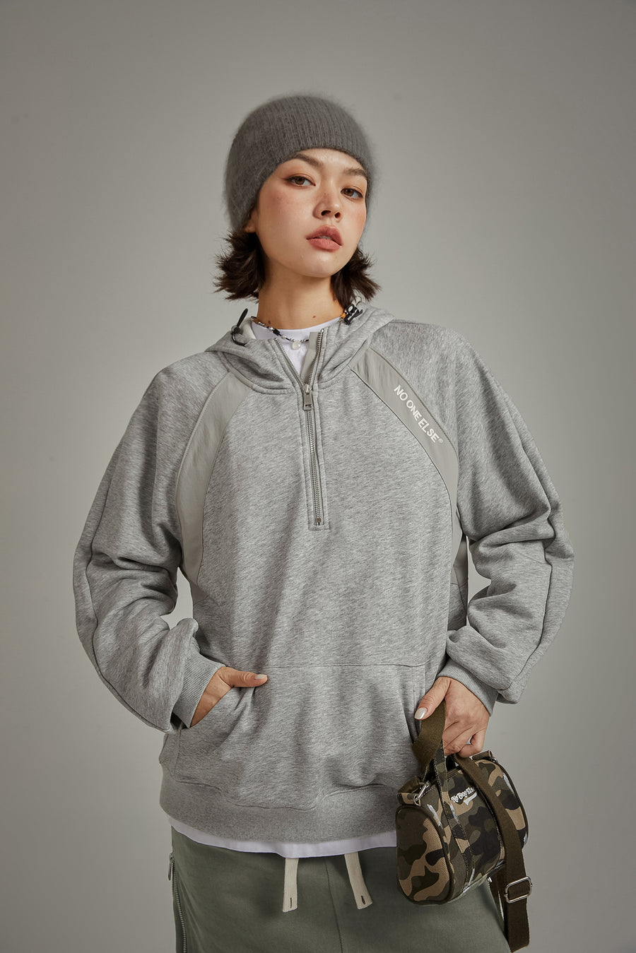 CHUU Half Zip-Up Boxy Hoodie