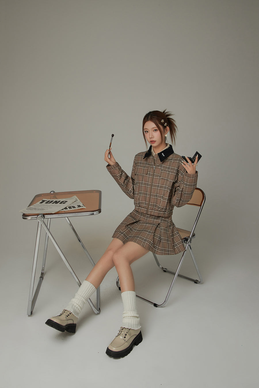 CHUU Logo Collar Check Boxy Jacket