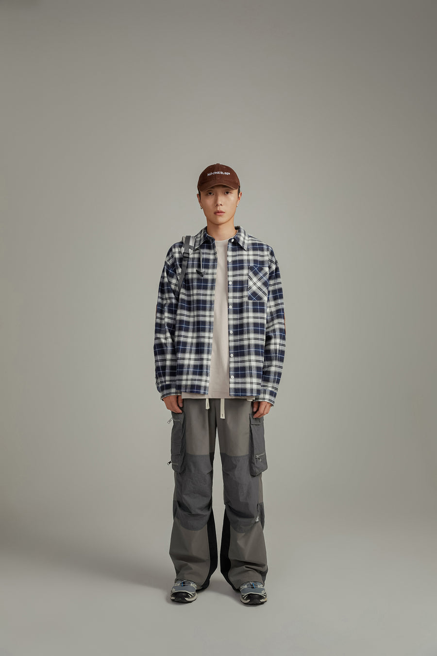 CHUU Color Matching Cargo Pants