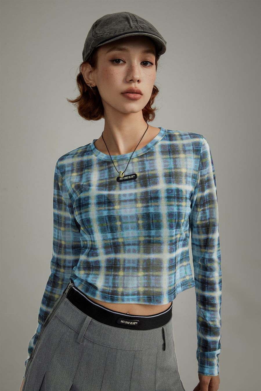 CHUU Color Check Slim Long Sleeve T-Shirt