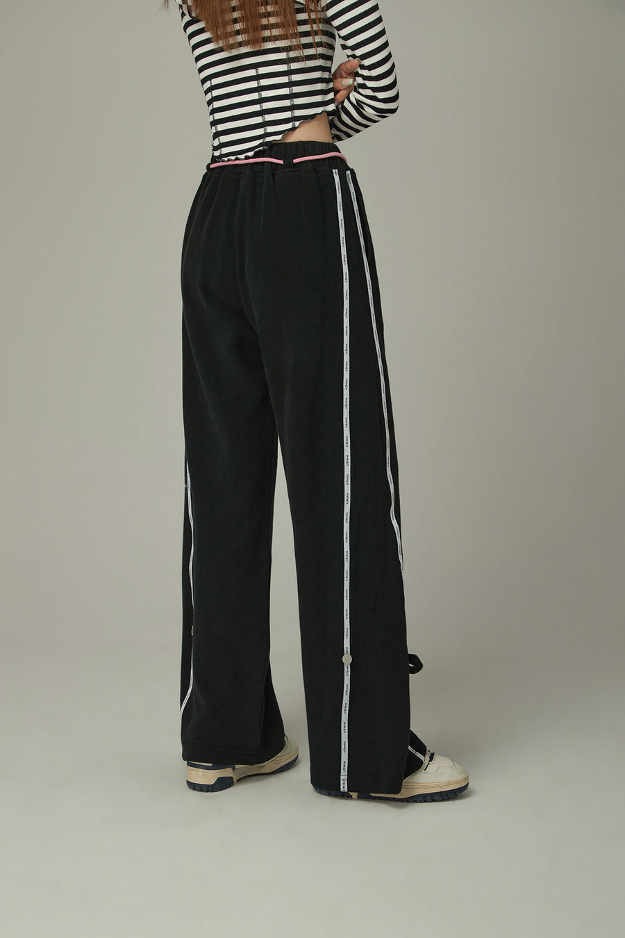 CHUU String Wide Sporty Pants