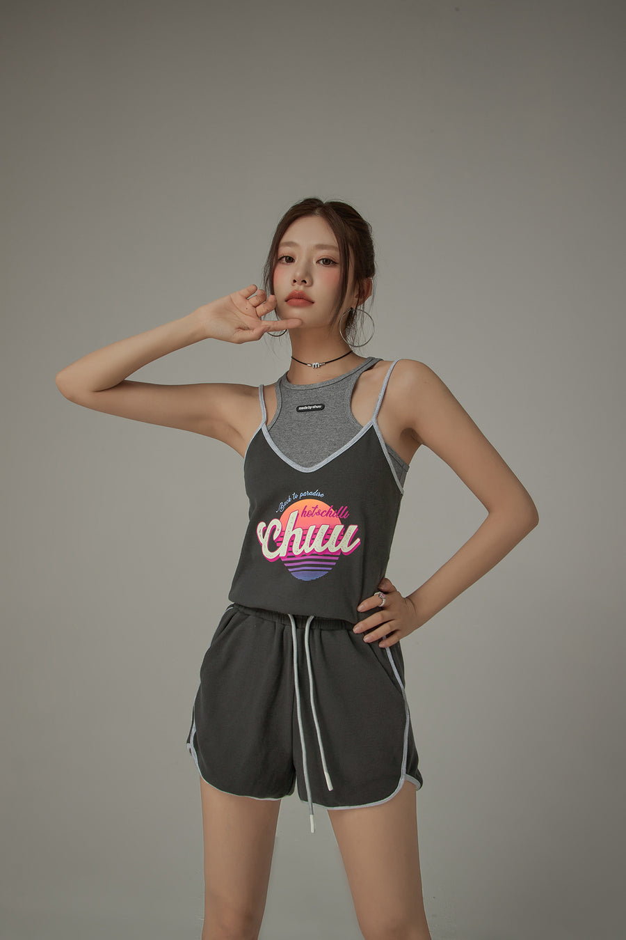 CHUU Back To Paradise Letter Printed Casual Drawstring Jumpsuit