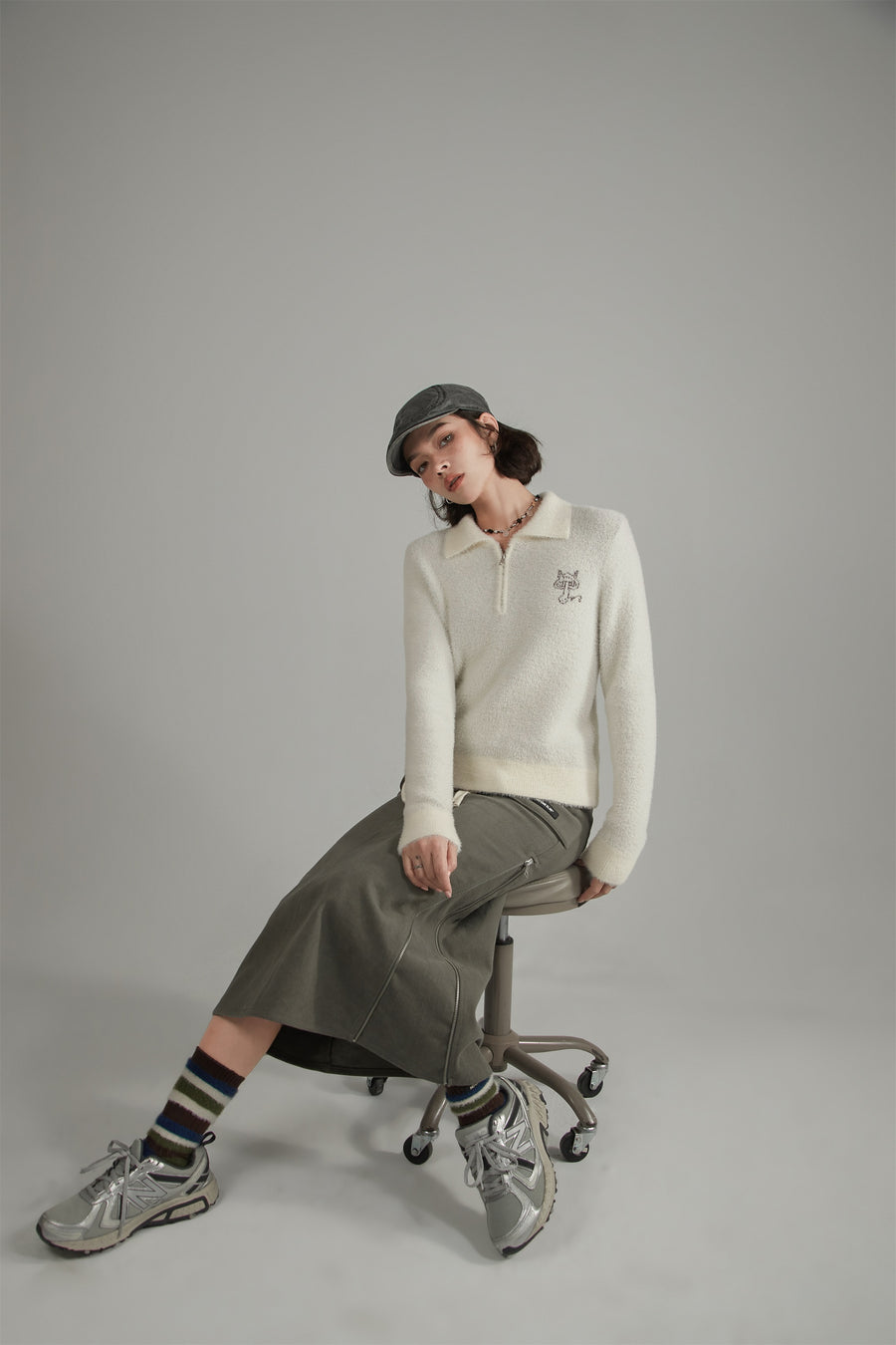 CHUU Mushroom Half Zip-Up Knit Sweater