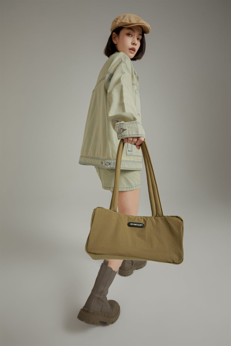 CHUU Basic Square Shoulder Bag