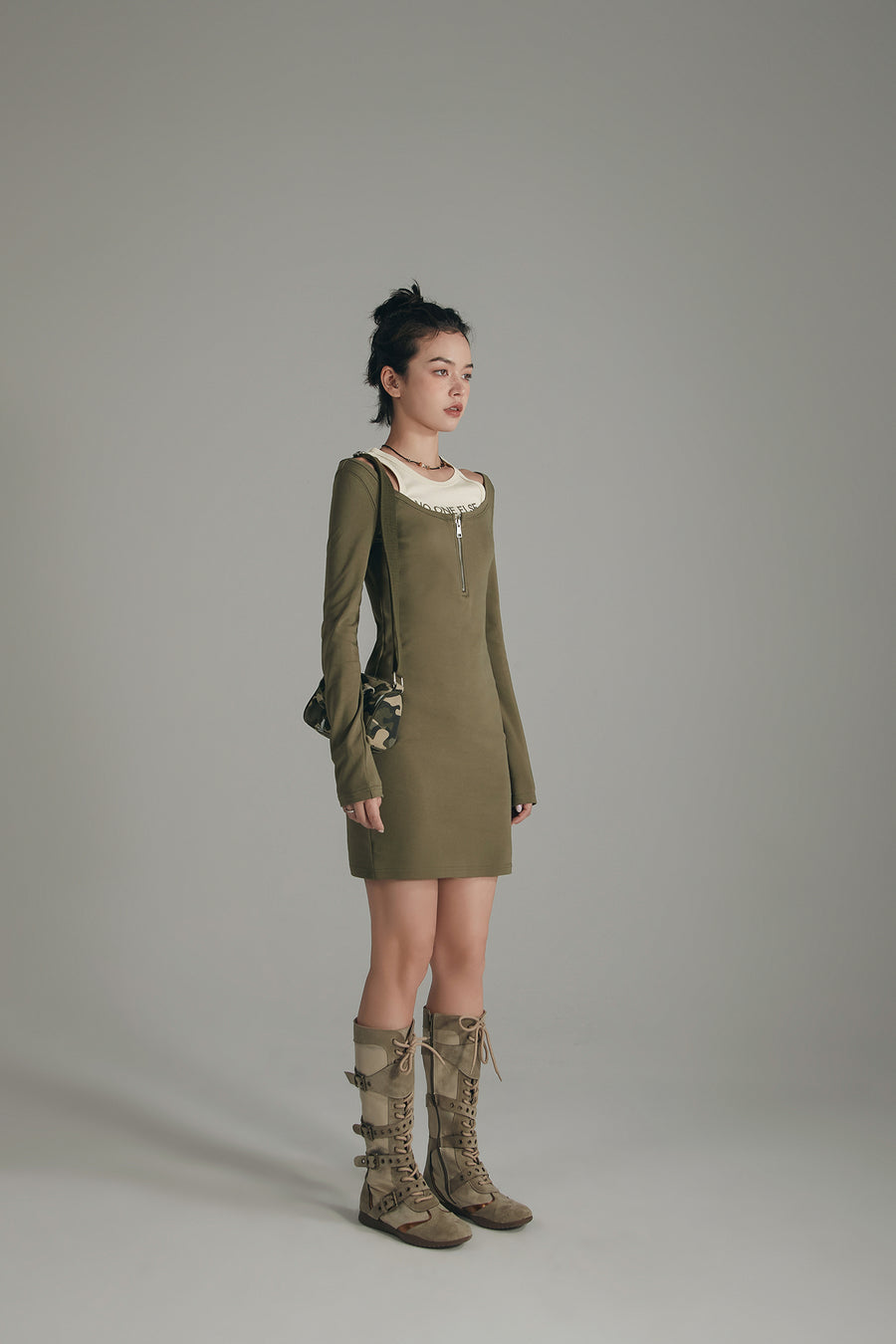 CHUU Logo Layered Zip Up Slim Mini Dress