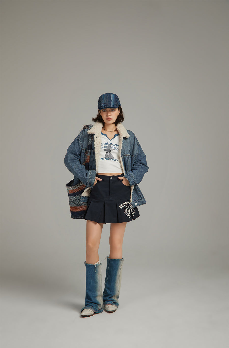 CHUU Fluffy Collar Denim Jacket