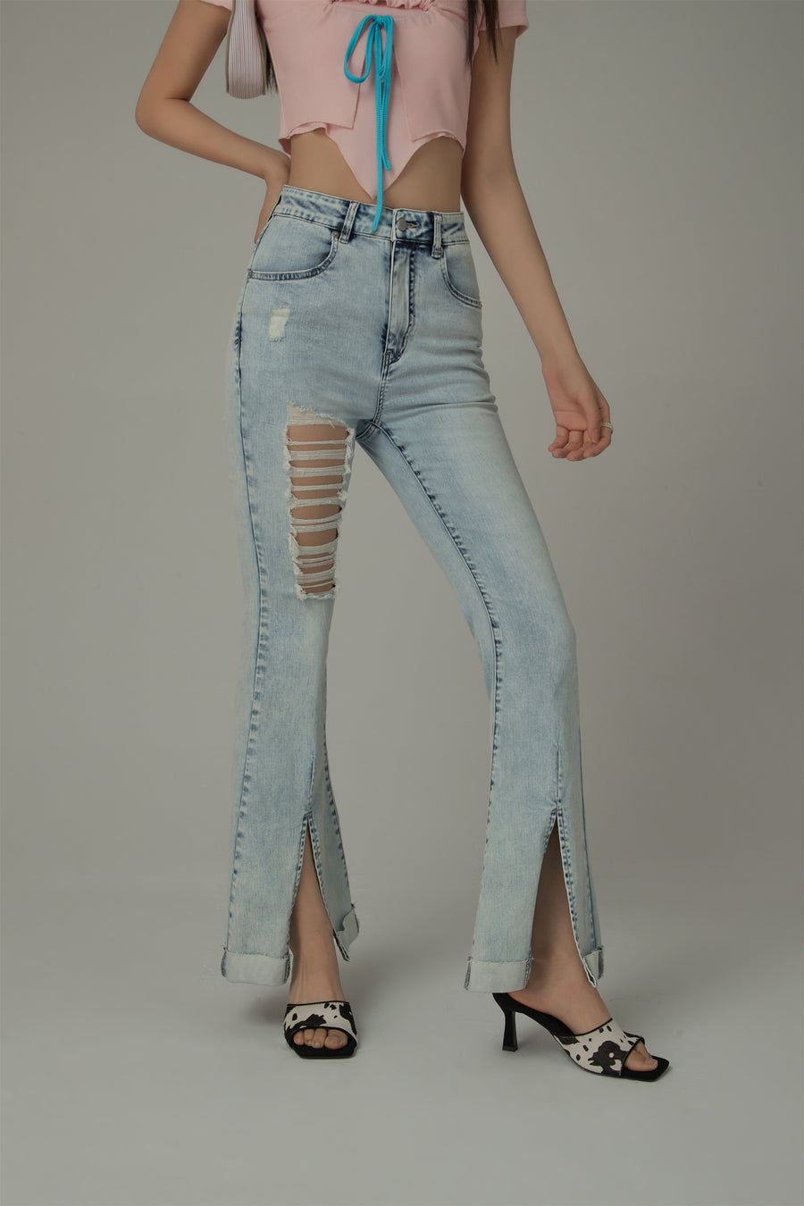 CHUU Distressed Rips Slit Denim Jeans