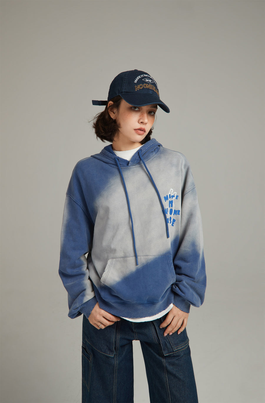 CHUU Color Logo Lettering Oversized Hoodie