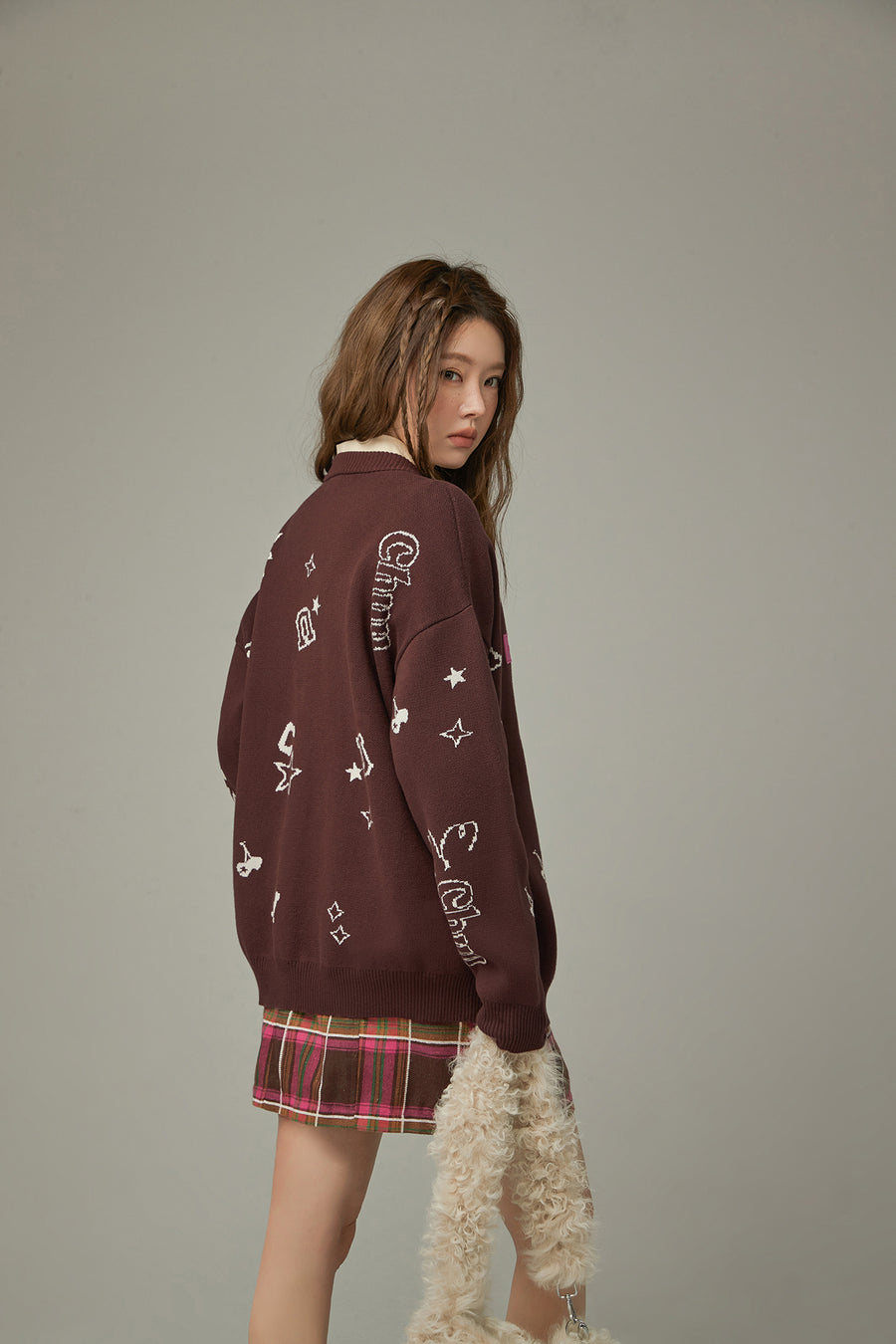 CHUU Icons Varsity V-Neck Knit Cardigan