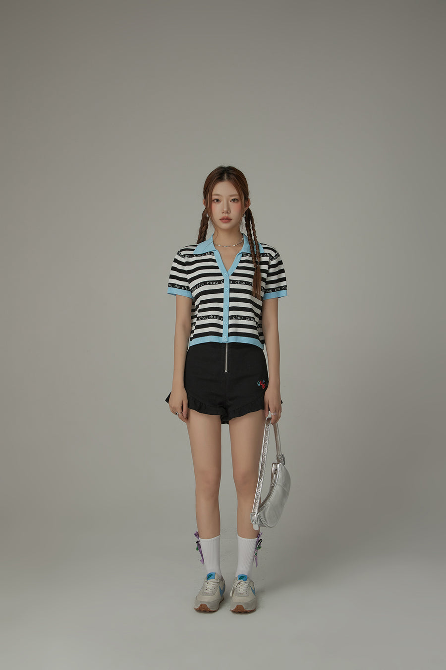 CHUU Chuu Lettering Striped Contrasting Color Knitted Sweater