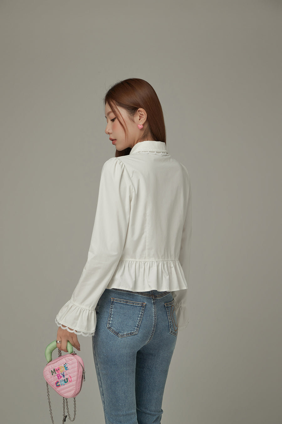 CHUU Ruffle Lace Collar Shirt