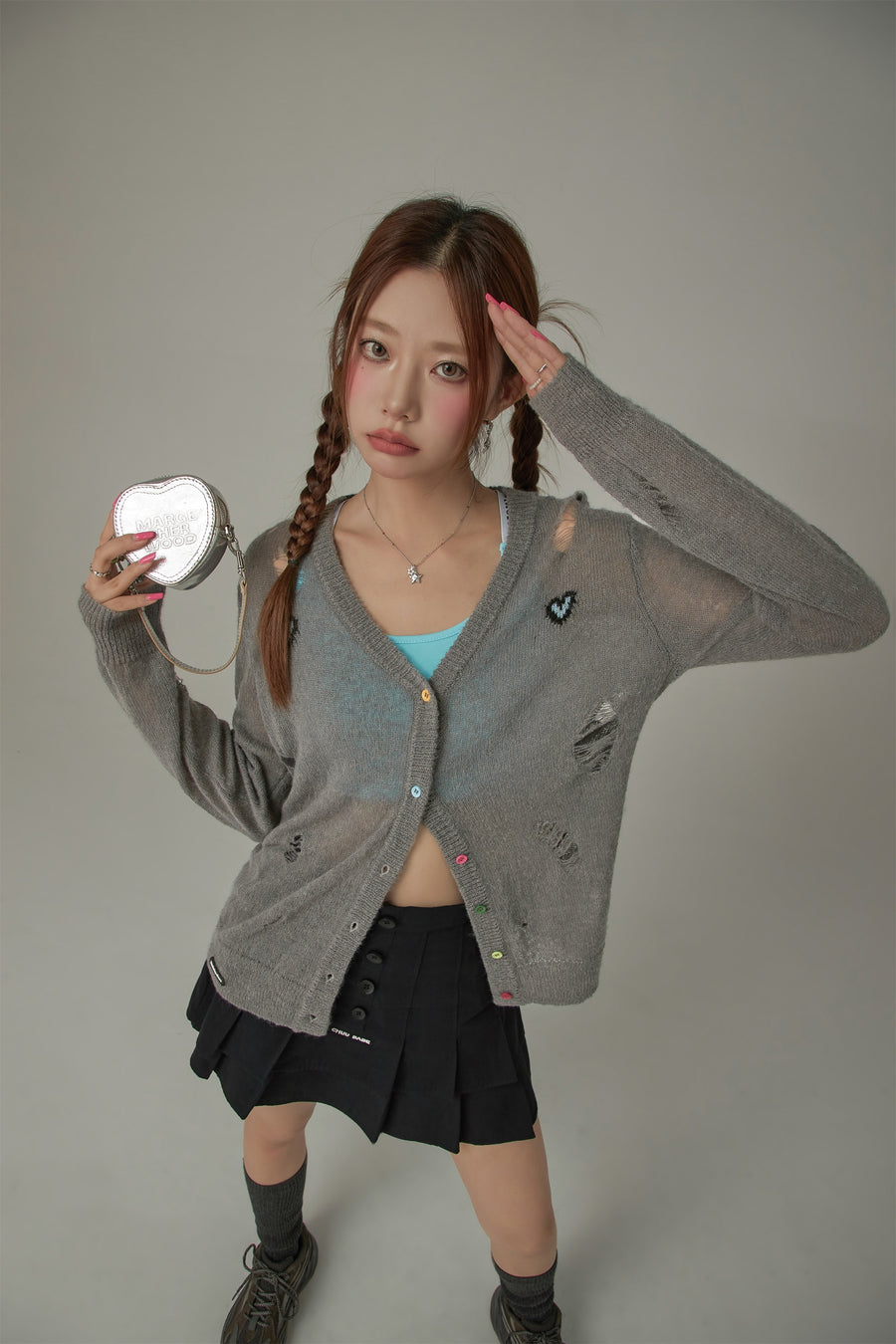 CHUU Distressed Heart Icon Rainbow Buttons Cardigan