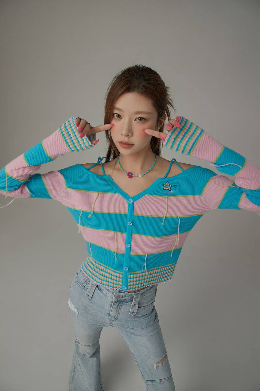 CHUU Color Combination Stripe Off The Shoulder Knit Sweater