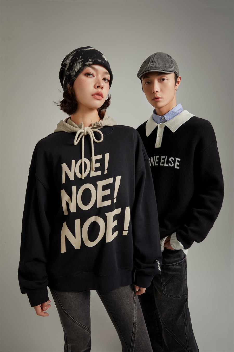 CHUU Logo Lettering Boxy Sweatshirt