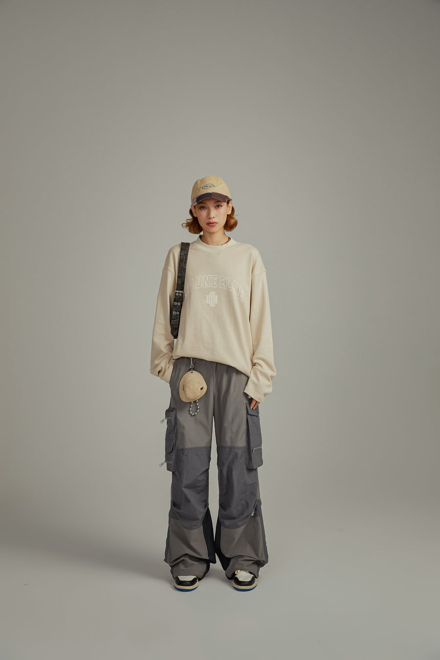 CHUU Color Matching Cargo Pants