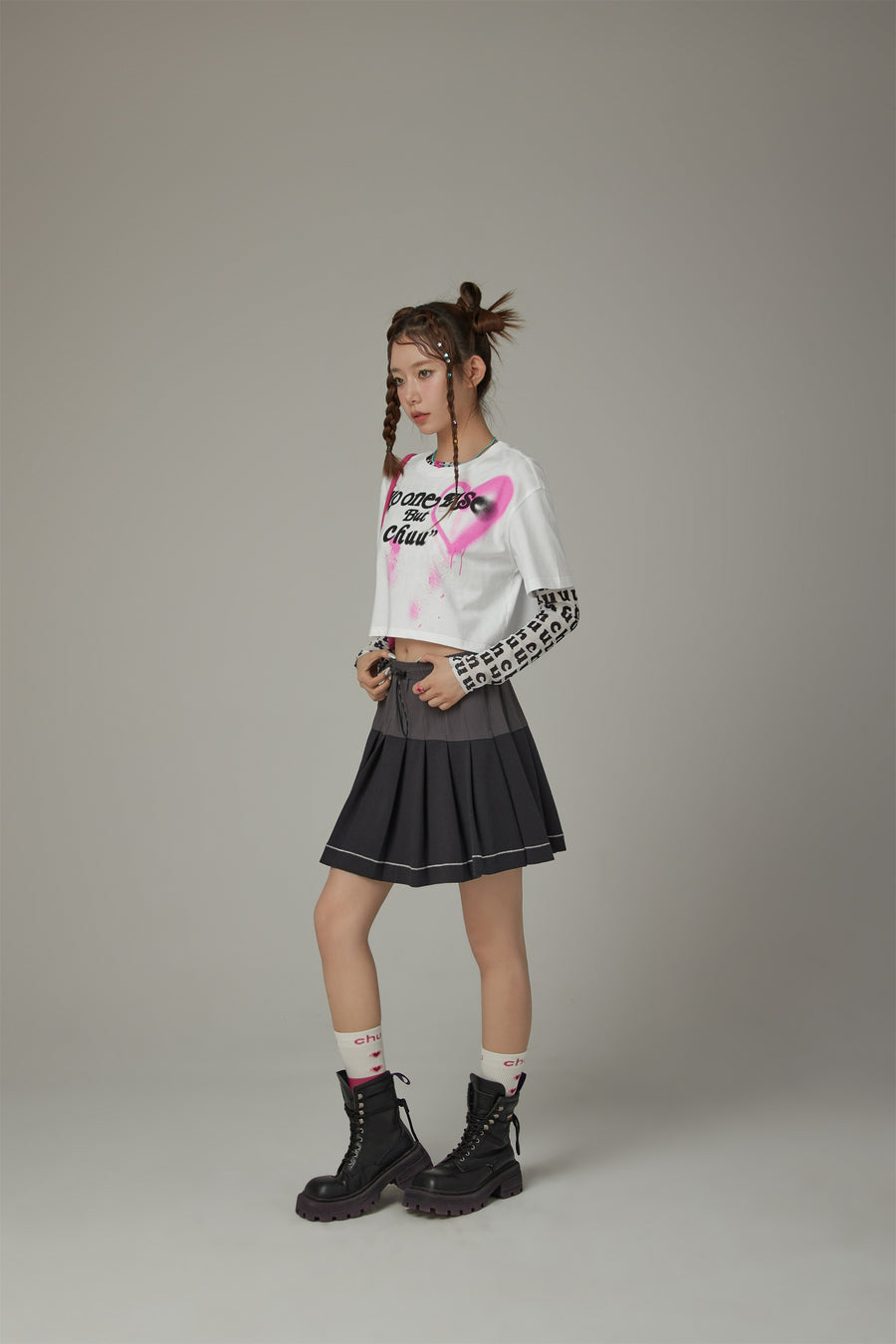 CHUU Collab Logo Heart Cropped T-Shirt