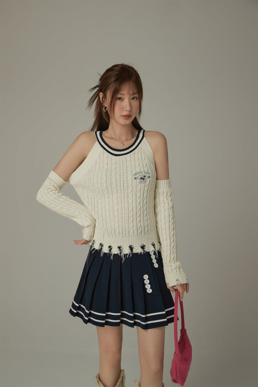 CHUU Distressed Off The Shoulder Knit Sweater