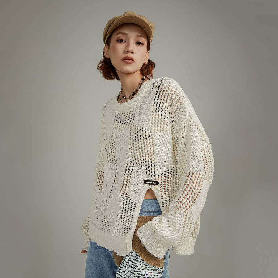 CHUU Knitted Design Slit Sweater