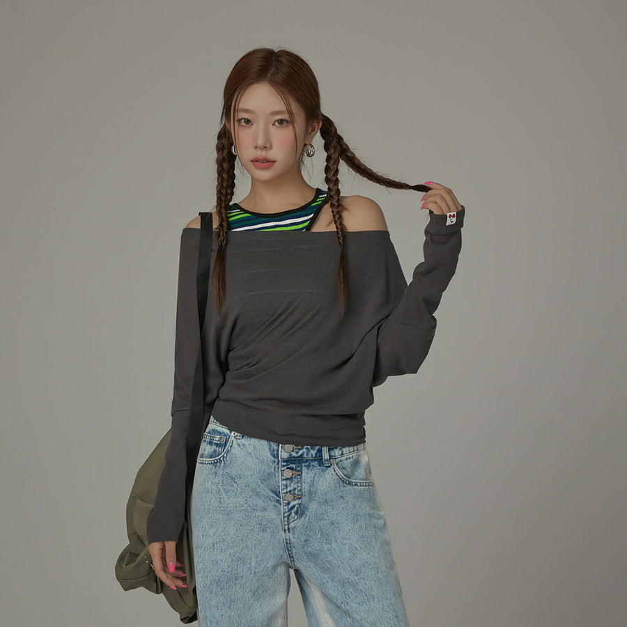 CHUU Off The Shoulder Loosefit Long Sleeve Basic T-Shirt