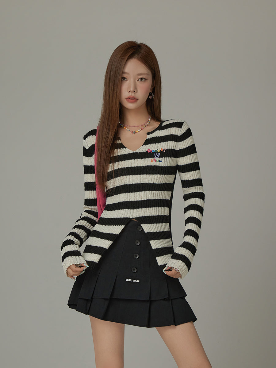 CHUU Slit Color Lettering Stripe Knit Sweater