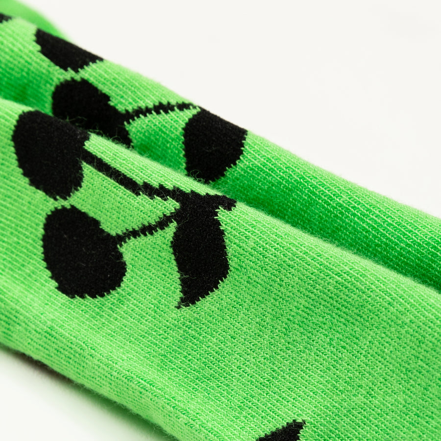 CHUU Cherry Print High Socks