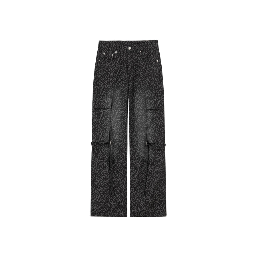 CHUU Leopard Cargo Strap Pocket Pants