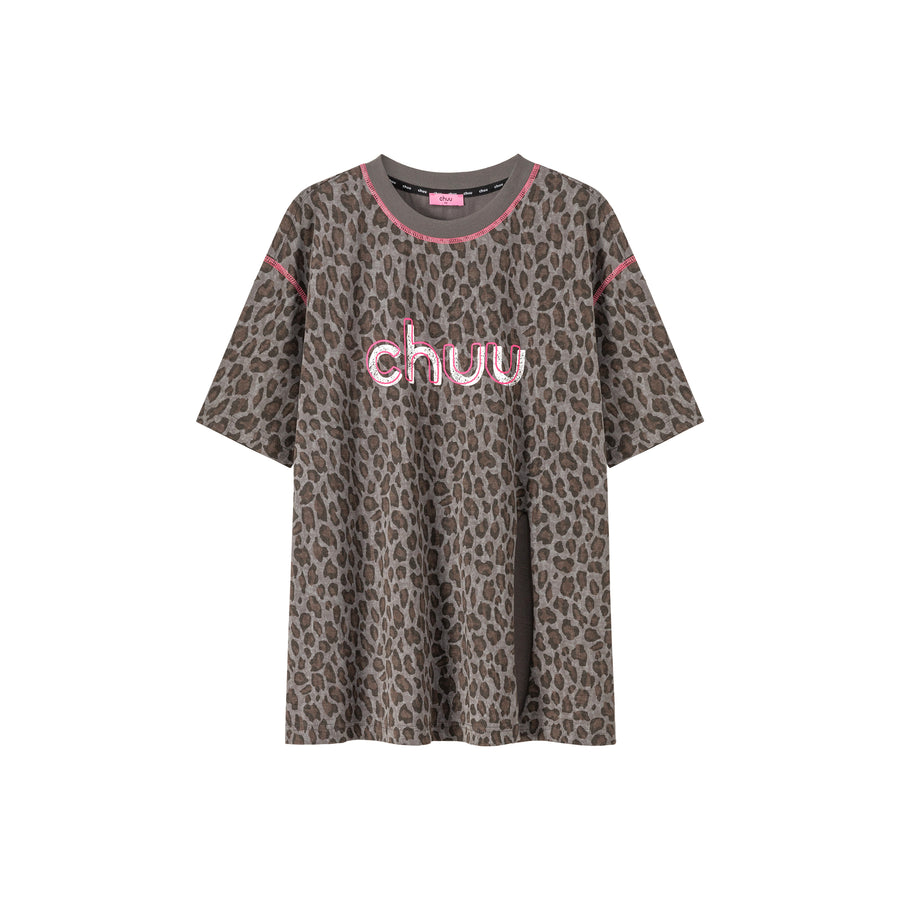 CHUU Leopard Side Slit Lettering Loose Fit Mid Length T-Shirt