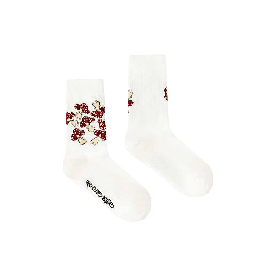 CHUU Dancing Mushroom Ankle Socks
