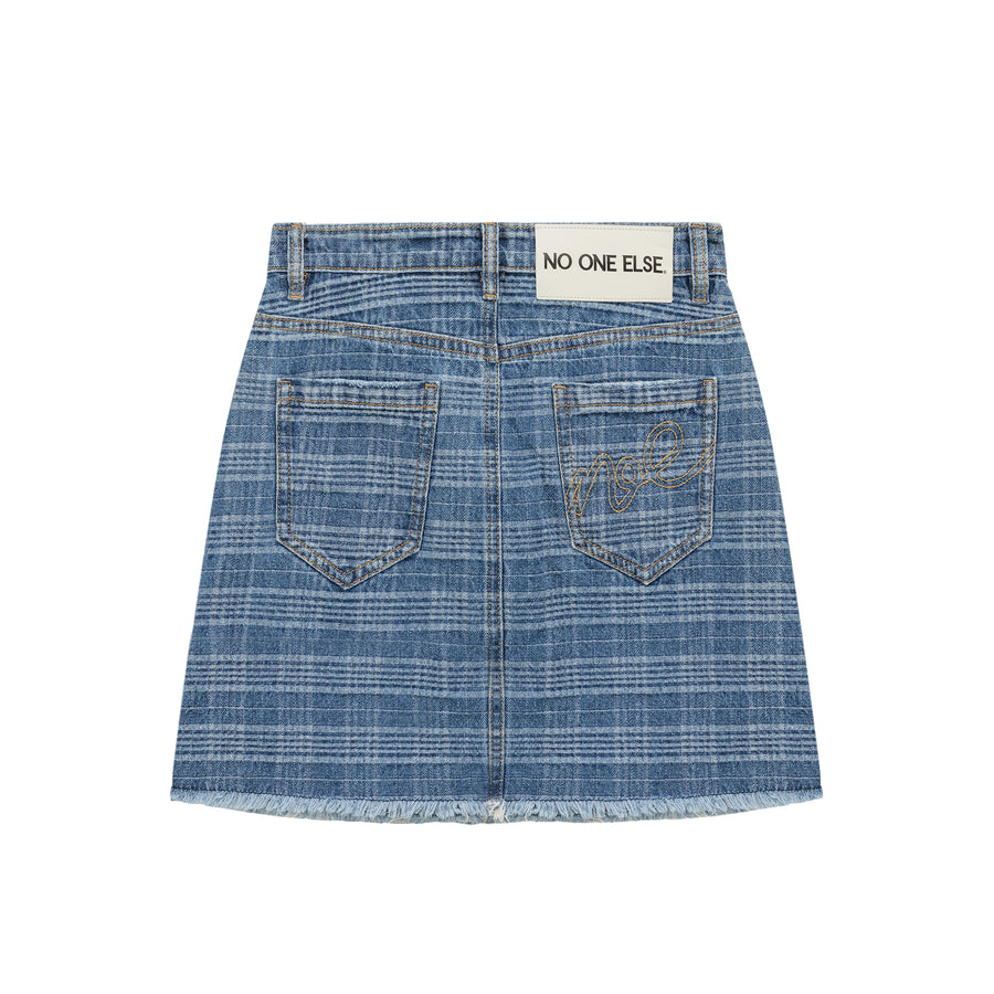 CHUU Checked Fringed Hem Denim Mini Skirt