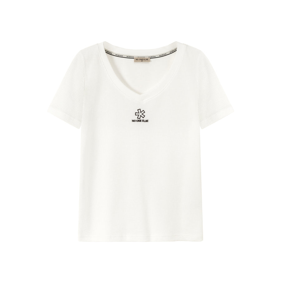 CHUU Logo V-Neck Waffle T-Shirt