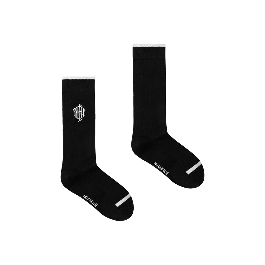 CHUU Trendy Embroidered High Socks