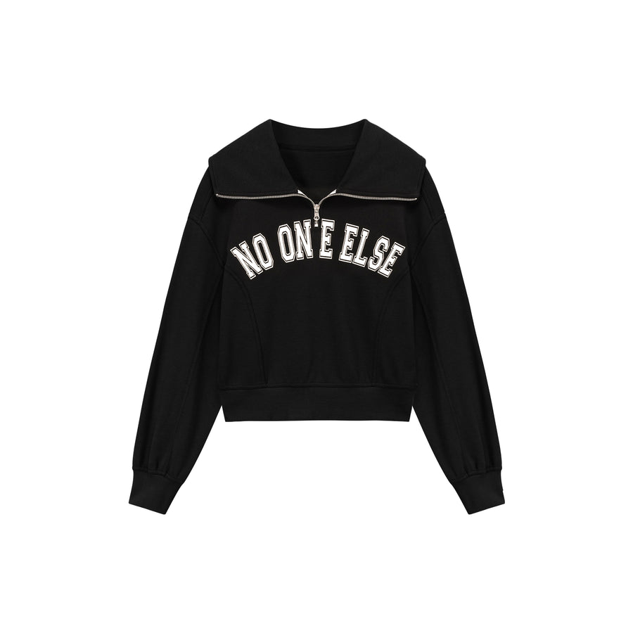 CHUU Logo Half Zip-Up High Neck Sweatshirt