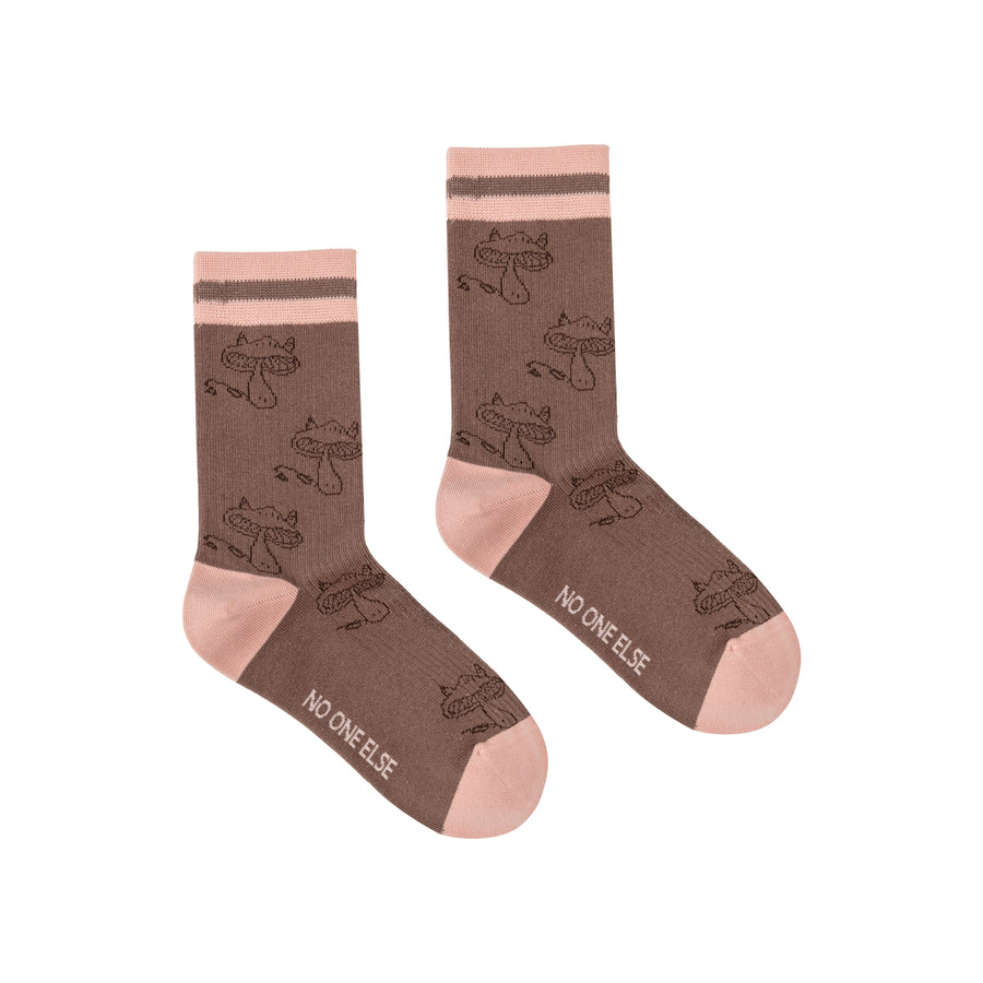 CHUU Devil Mushroom Ankle Socks