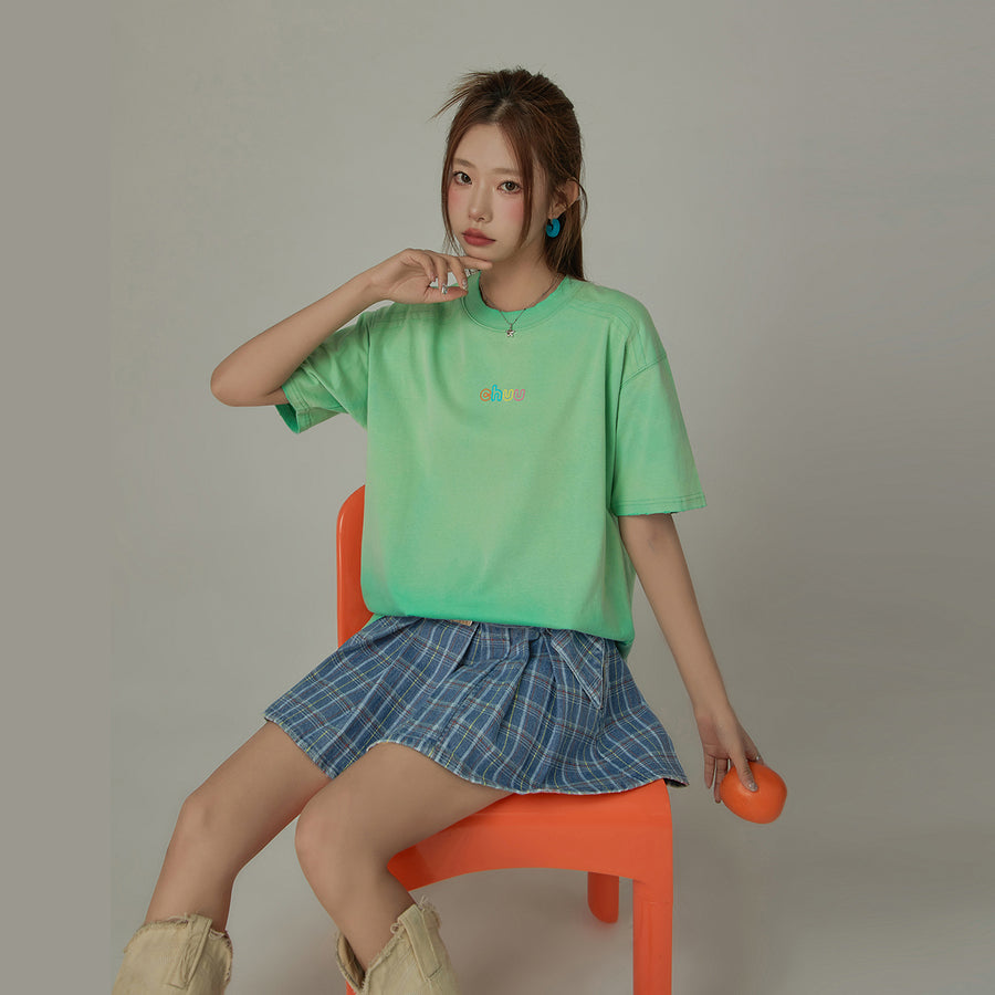 CHUU Rainbow Chuu Logo Gradient Raglan T-Shirt