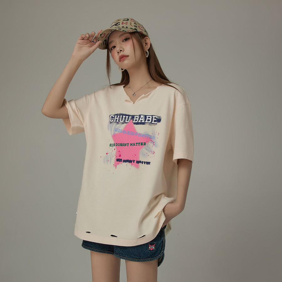 CHUU V-Trim Chuu Babe Star Distressed T-Shirt