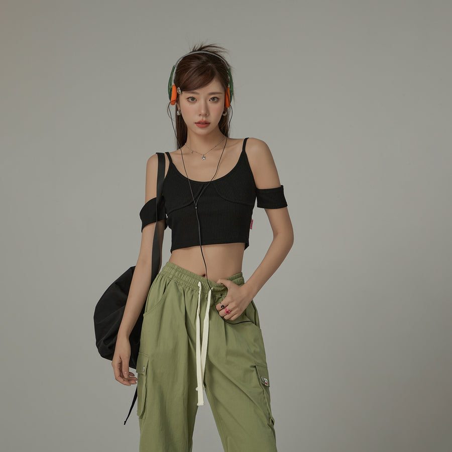 CHUU Off The Shoulder Strap Slim Top