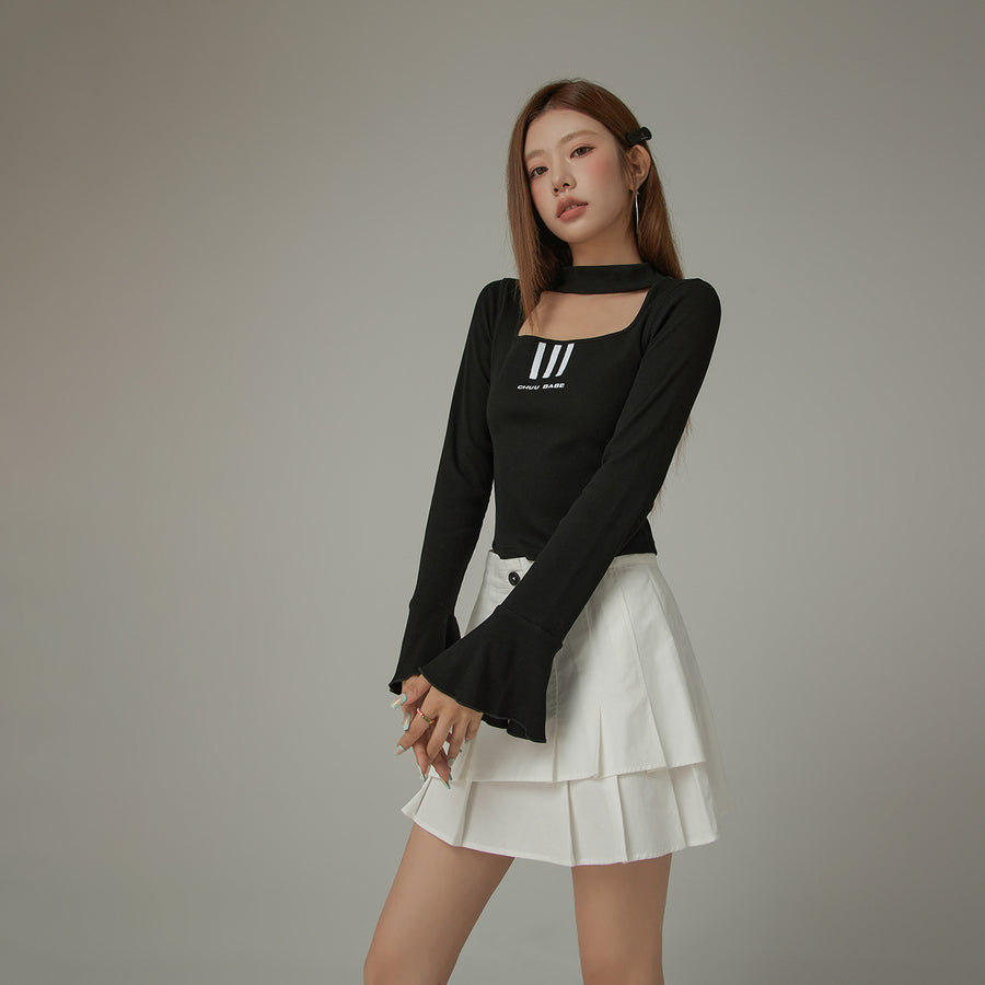 CHUU Front Cutout Choker Cropped Top