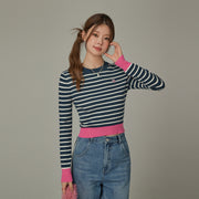 Color Lined Cropped Knit Top