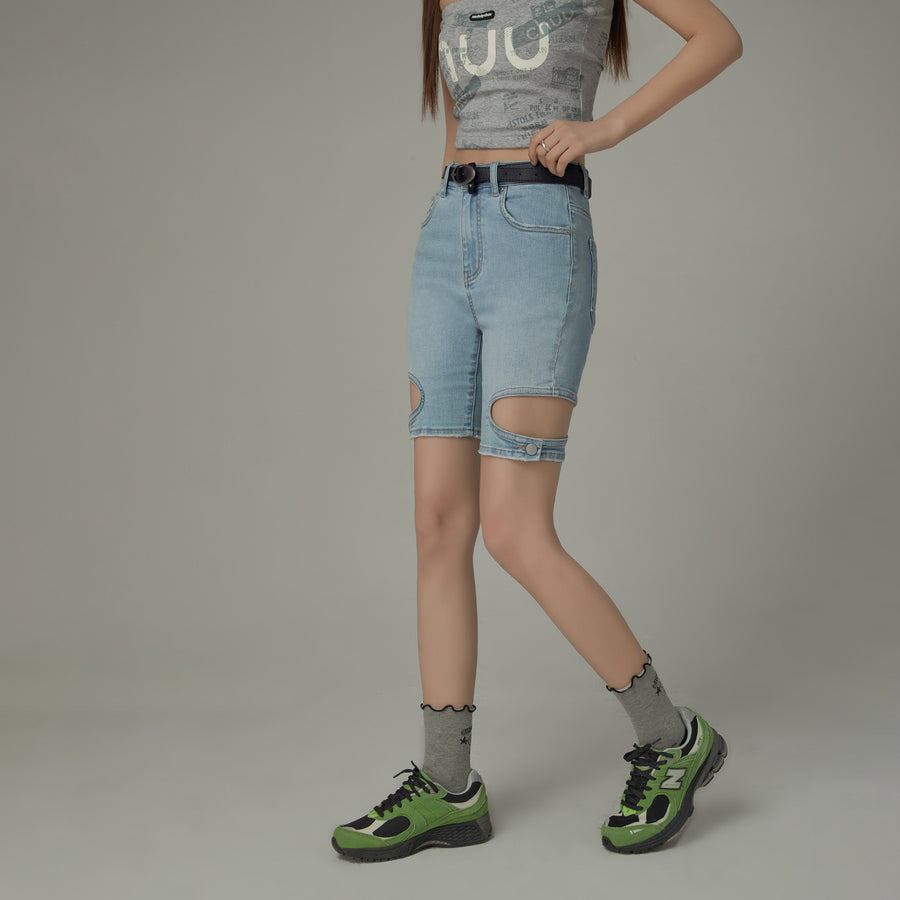 CHUU Side Cut Outs Denim Shorts