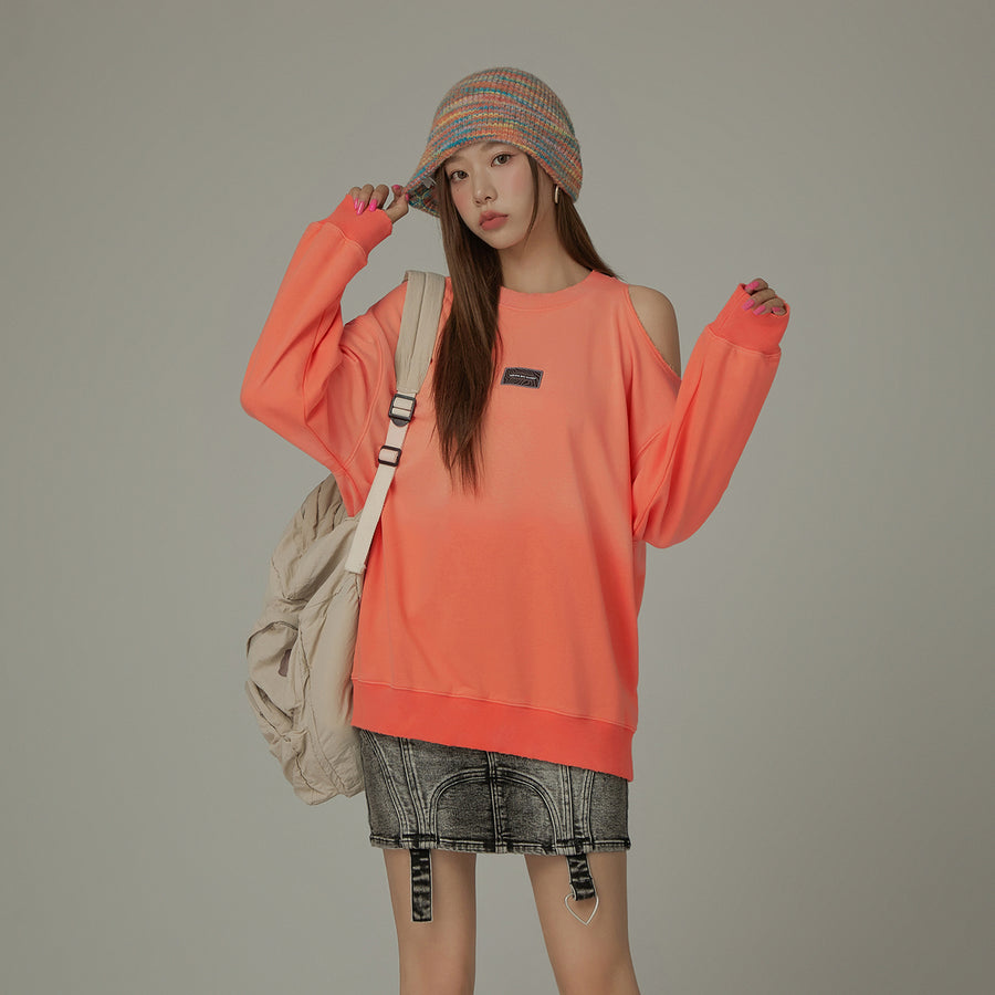 CHUU One Shoulder Cutout Oversized Sweatshirt