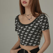 Chuu Lettering Star U-Neck Crop T-Shirt