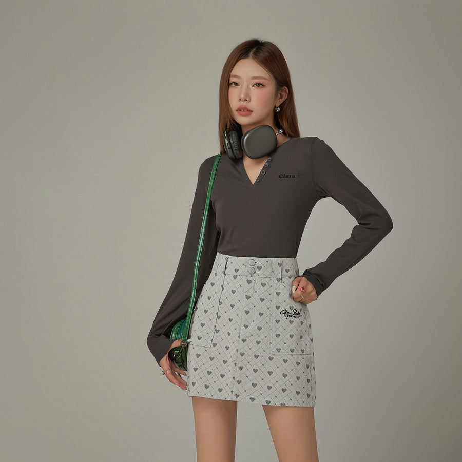 CHUU High Waisted Logo Heart Argyle Skirt