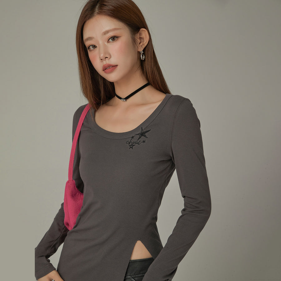 CHUU Star Slit Basic T-Shirt