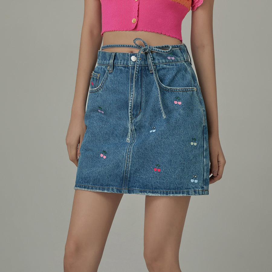 CHUU Multi Color Cherry Ribbon Tie Denim Mini Skirt