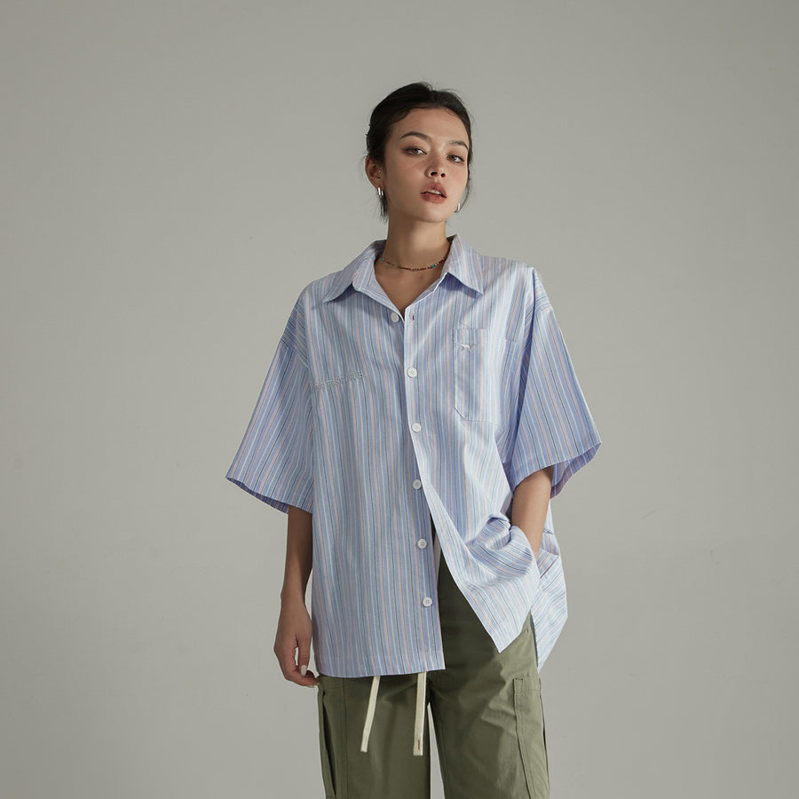 CHUU Vertical Striped Short-Sleeved Shirt