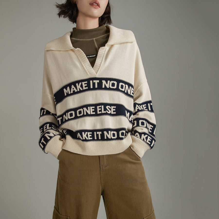 CHUU Open Collar Lettering Knit Sweatshirt