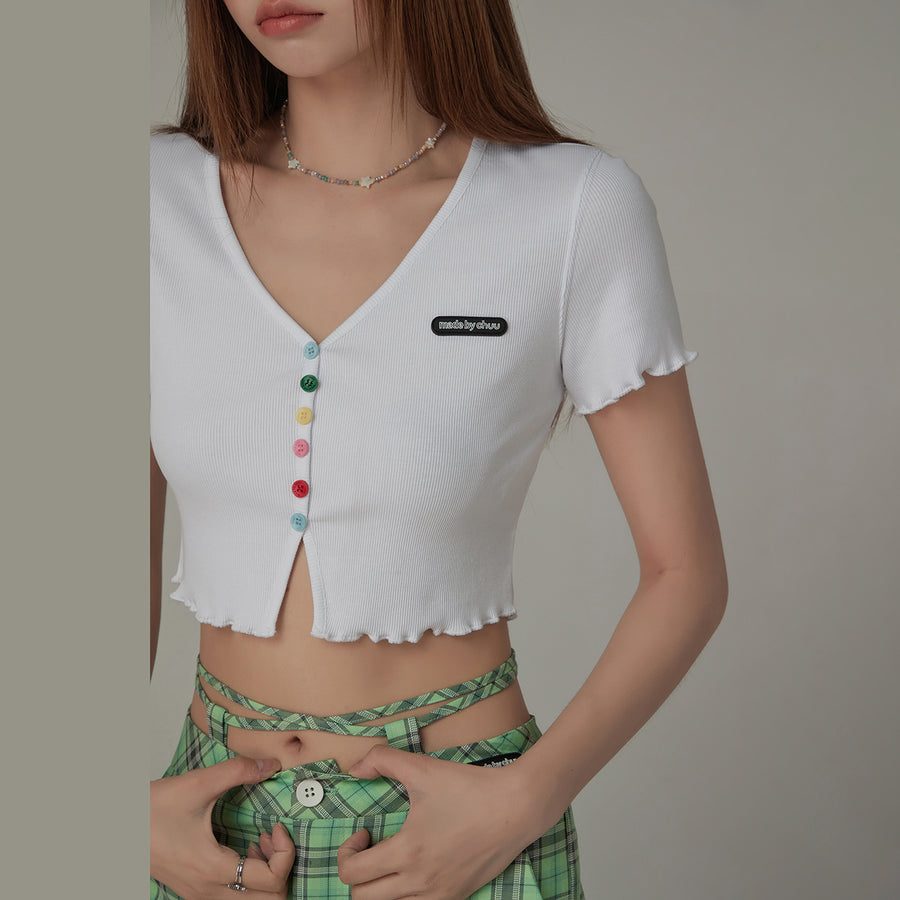 CHUU Rainbow Button Raw Hem Cropped T-Shirt